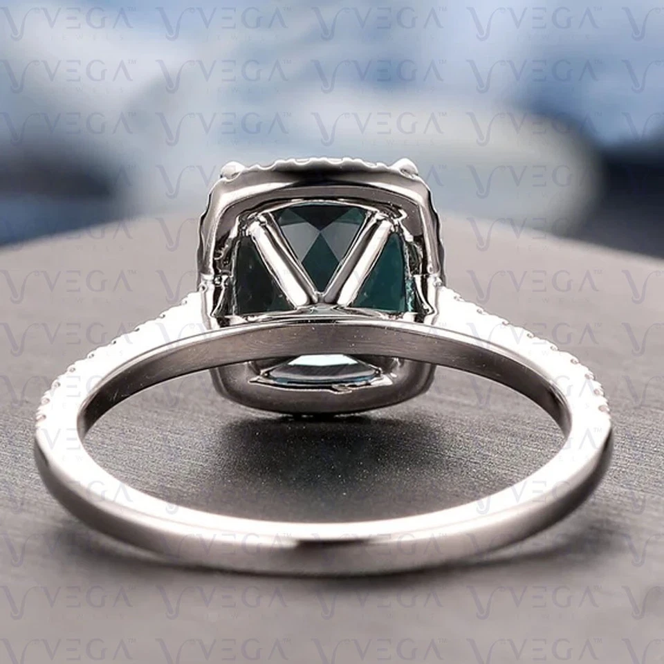 4.70Crt Cushion Cut Natural Topaz and Diamond Wedding Ring 18K White Gold Plated - Image 4 of 4