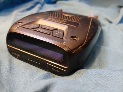 Uniden DFR7 Super Long Range Wide Band Laser/Radar Detector Built-in GPS