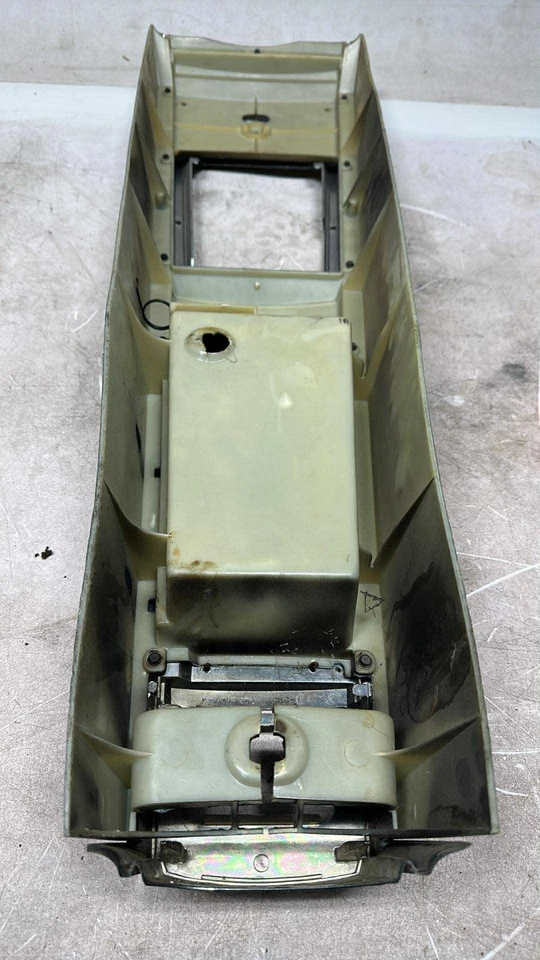 Pontiac Firebird Chevrolet Camaro 1967 consola central automática; usado, negro Foto 4 de 4