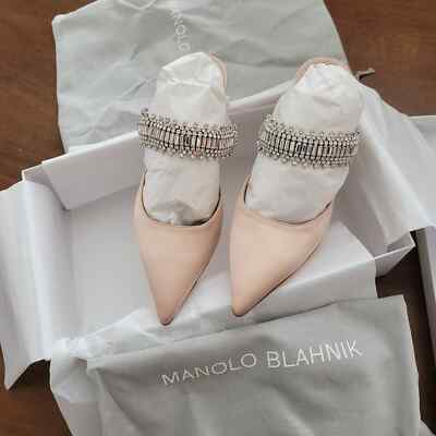 Manolo Blahnik Lutara Pointed Embellished Crystal Heels 35 Manolo Blahnik Lutara Pointed Embellished Crystal Heels 35
