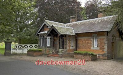 FOTO CROXTETH LODGE LIVERPOOL LIEGT AN DER HAUPTFAHRT ZWISCHEN CROXTETH HALL AN