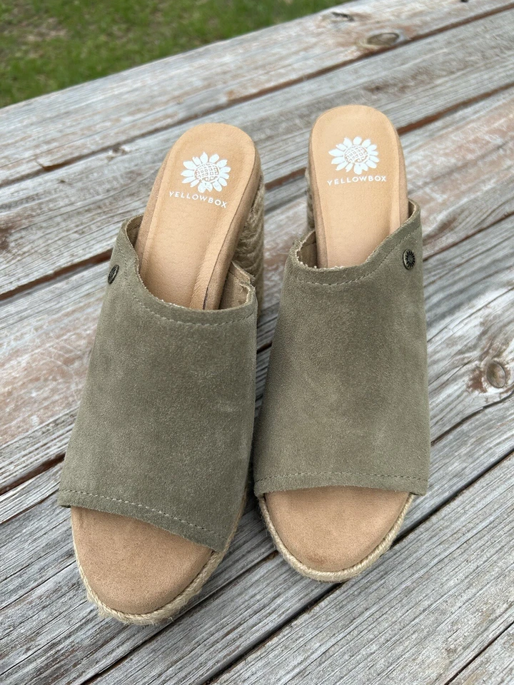 Yellow box suede clog sandal size 8.5 - Image 2 of 4