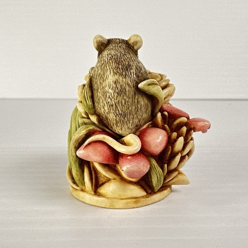 Vtg 2000 Harmony Kingdom Royal Watch Collector's Club FIELD DAY Mice No Box - Picture 3 of 7
