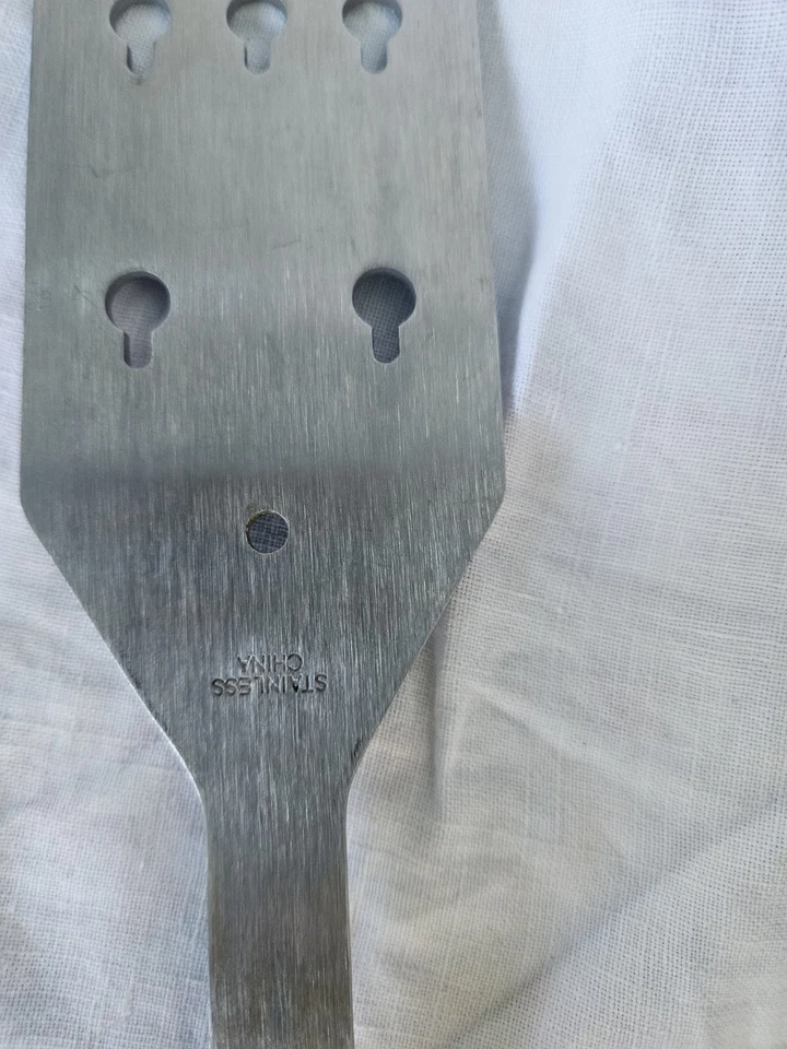 Limpiador de parrillas de metal con mango de madera Williams SONOMA Foto 3 de 4