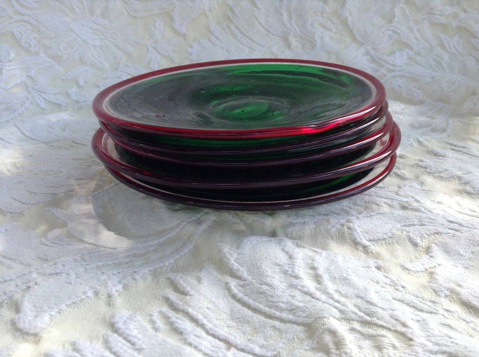 CRATE & BARREL HAND MADE PLATES MEXICO, GREEN, RED RIM 6” NWT - Image 4 of 4