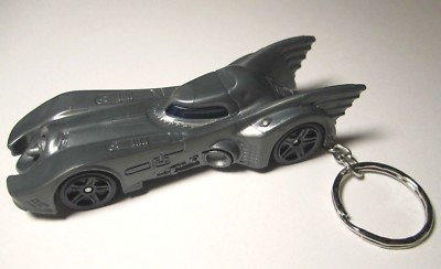 2017 Hot Wheels Batman Returns Gray Batmobile Custom Key Chain Ring