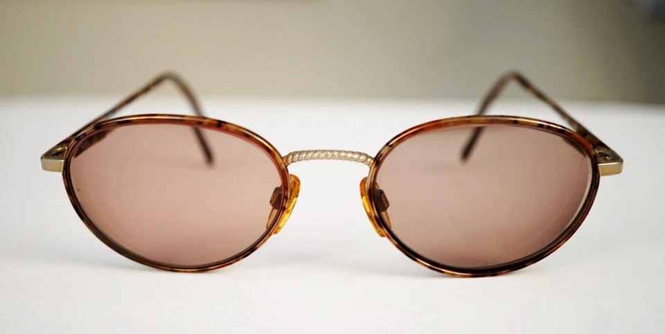 Vintage GIORGIO ARMANI 222 866 Tinted PrescriptioSunglasses Tortoise Wire Frame - Image 3 of 4