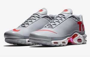 air max grey and red