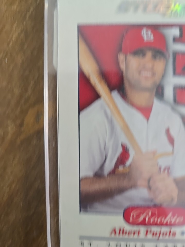 2001 Donruss Studio Albert Pujols Rookie Card 191 088/700 Cardinals