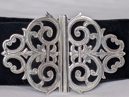 Antique Silver Nurses Belt Buckle Hallmarked 1911, Ornate Openwork, needs repair - Picture 5 of 23