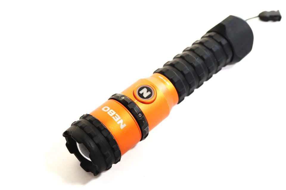 NEBO Master Series Rechargeable Flashlights Aluminum Waterproof LED 3000 Lumen. - Image 4 of 4