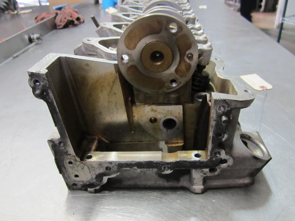 Culata derecha desde 2006 Mercedes-Benz S600 5.5 2750460501 Foto 3 de 4