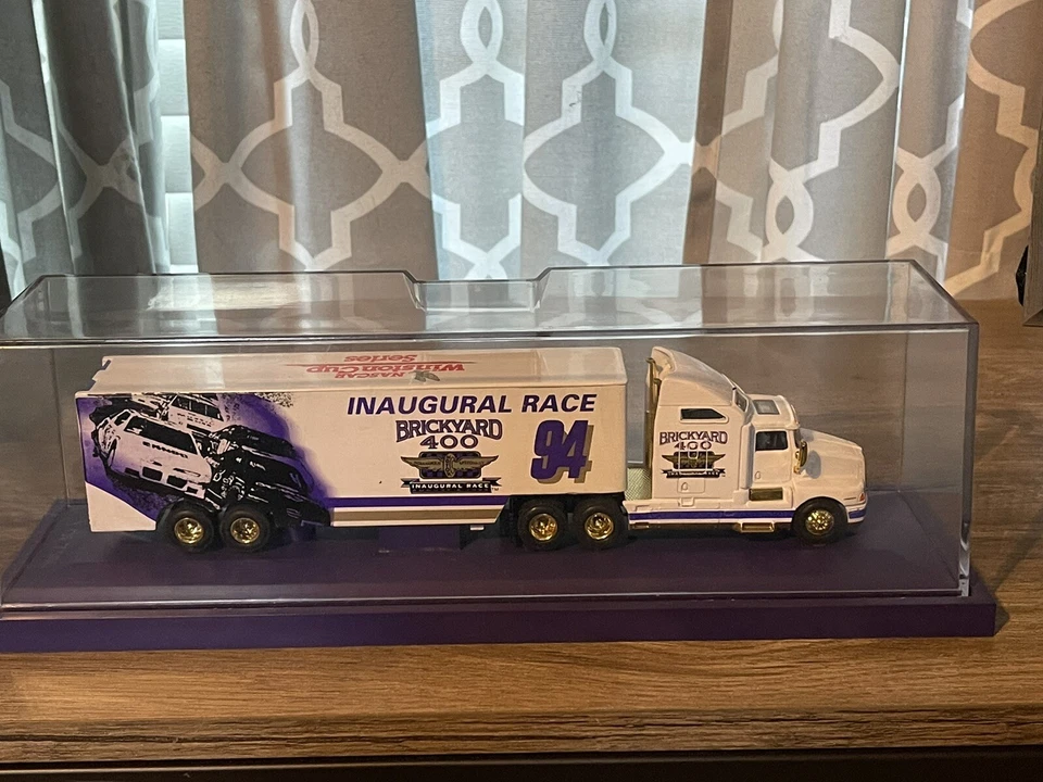 Racing Champions 1994 Inaugural Brickyard 400 Transporter 1:87 edición limitada #10979 Foto 2 de 4