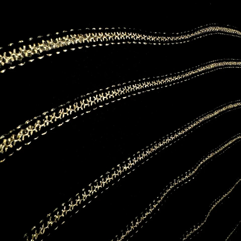 Винтажный женский свитер Nollie XL черный и металлический в золотую полоску - Изображение 4 из 4