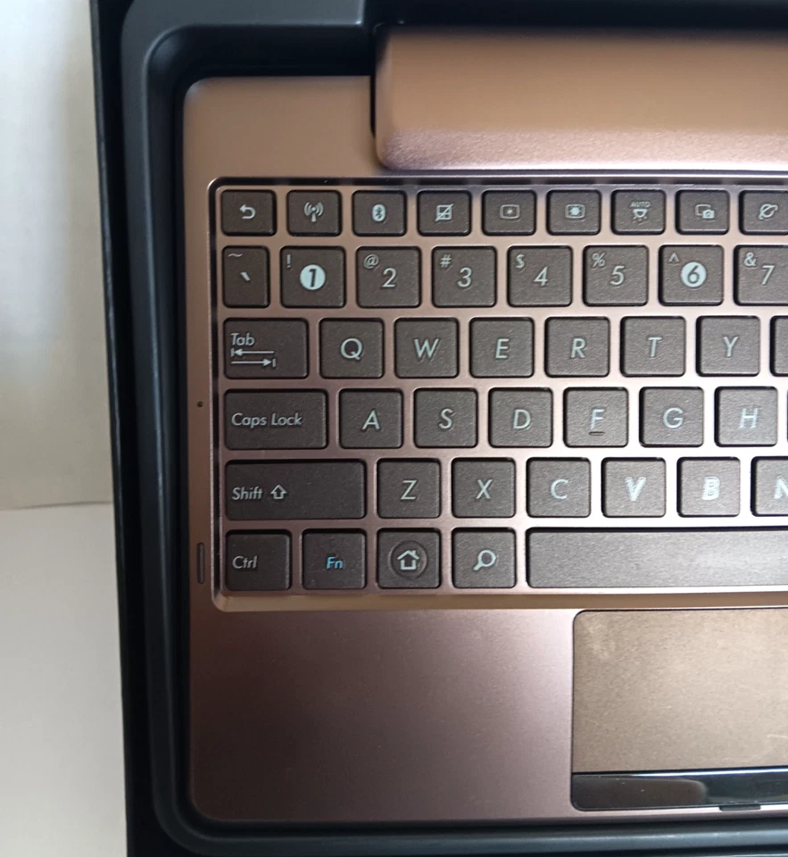 Asus Eee Pad Transformer TF101 Mobile Docking Station Keyboard Tested Working - Image 4 of 4