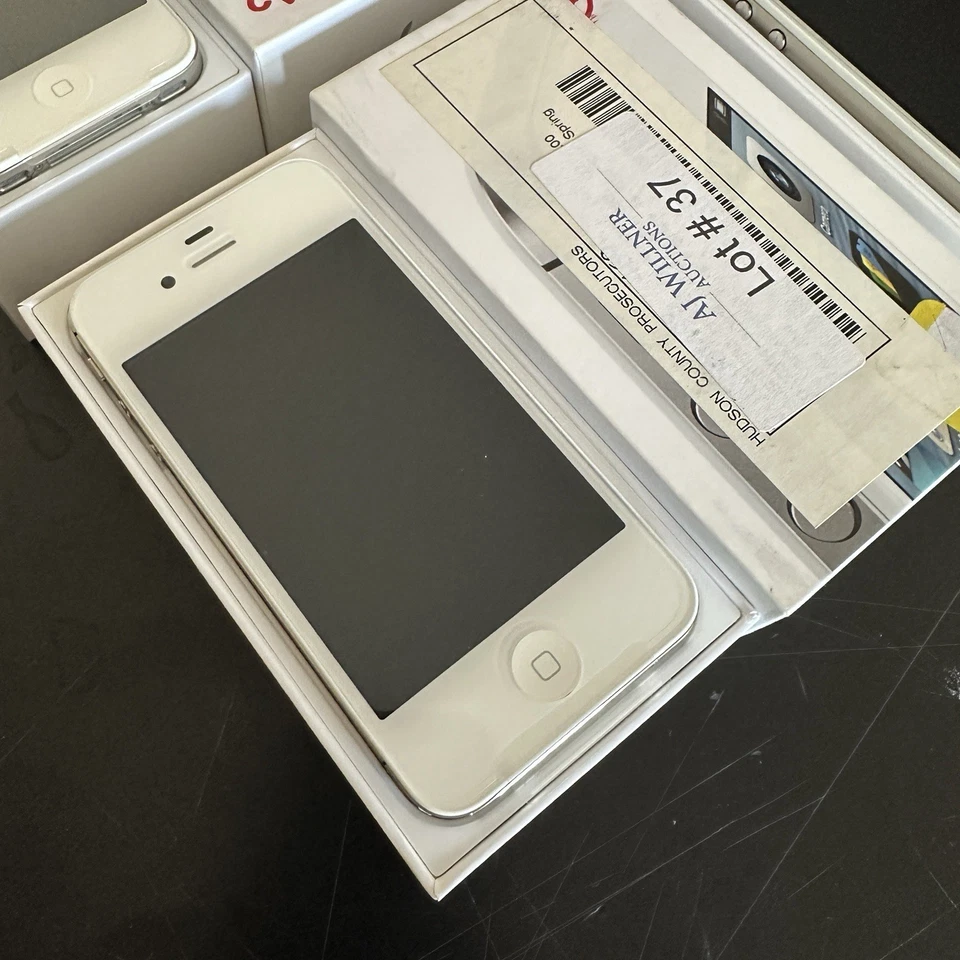 Smartphone Apple iPhone 4s 16GB Blanco A1387 - Nuevo Caja Abierta - Se Vende Individualmente Foto 2 de 4