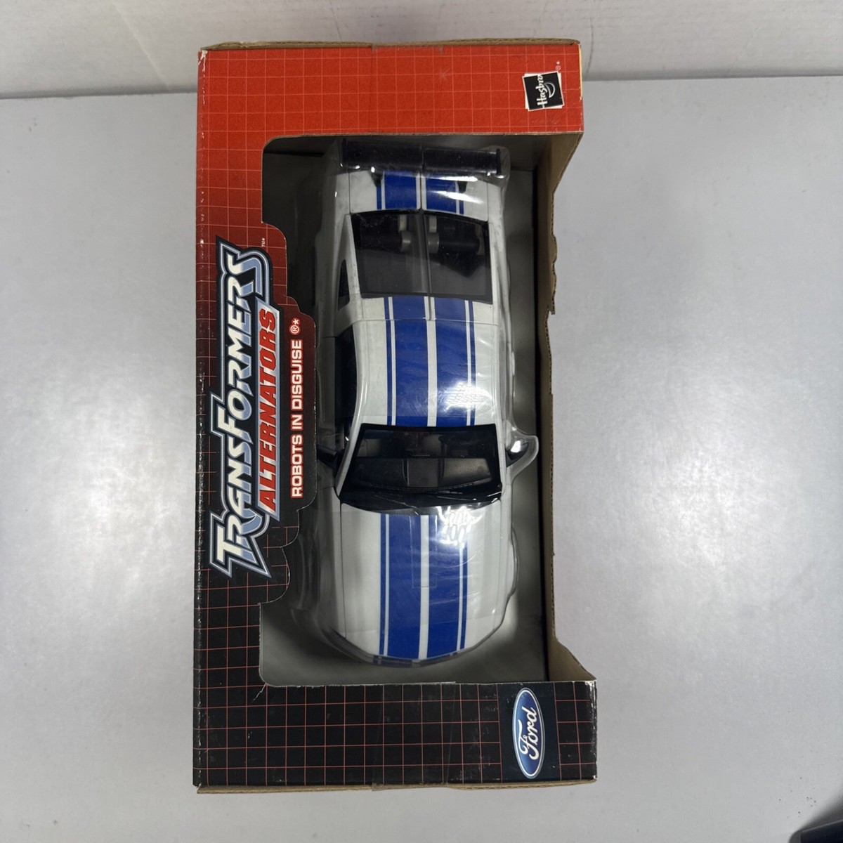Wheeljack Vintage 2004 Hasbro Transformers Alternators #13 Wheeljack Vintage 2004 Hasbro Transformers Alternators #13
