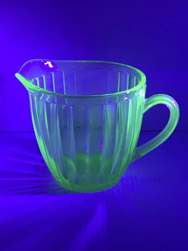 Jeanette Uranium Glass Pitcher Green Flower Design Depression 32oz
