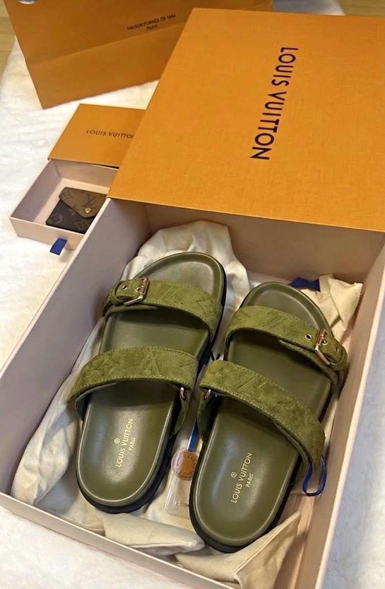 ルイ・ヴィトン グリーンミュール ヒール5cm 25+ Louis Vuitton Green Shoes for Women for sale | Updated Oct 2026