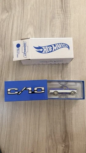 New ListingHot Wheels Mattel Creations 1969 Chevrolet C10 blue  White 1:64 Red line club