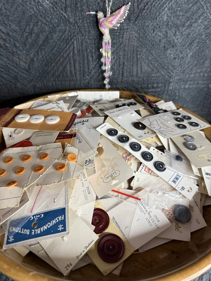 VTG Full Button Tins French Gold Bullion Fringe Bakelite Crystal Bead Flower Lot - Image 2 of 4