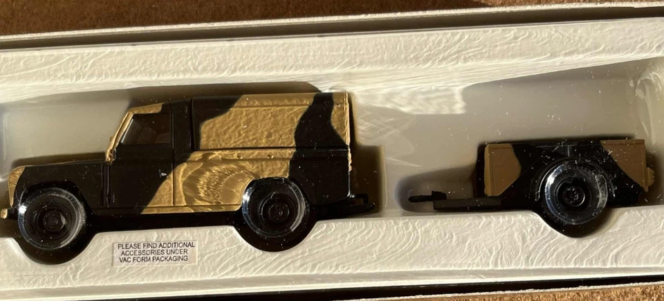 CORGI Classics Réf 07501 Militaire 1/43 LAND ROVER & 2 Wheel Trailer Comme NEUF - Photo 4/4