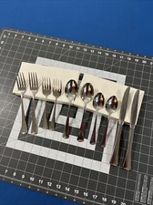 Oneida LTD 1881 Rogers Distinction Fireside (2) Place Settings Stainless 