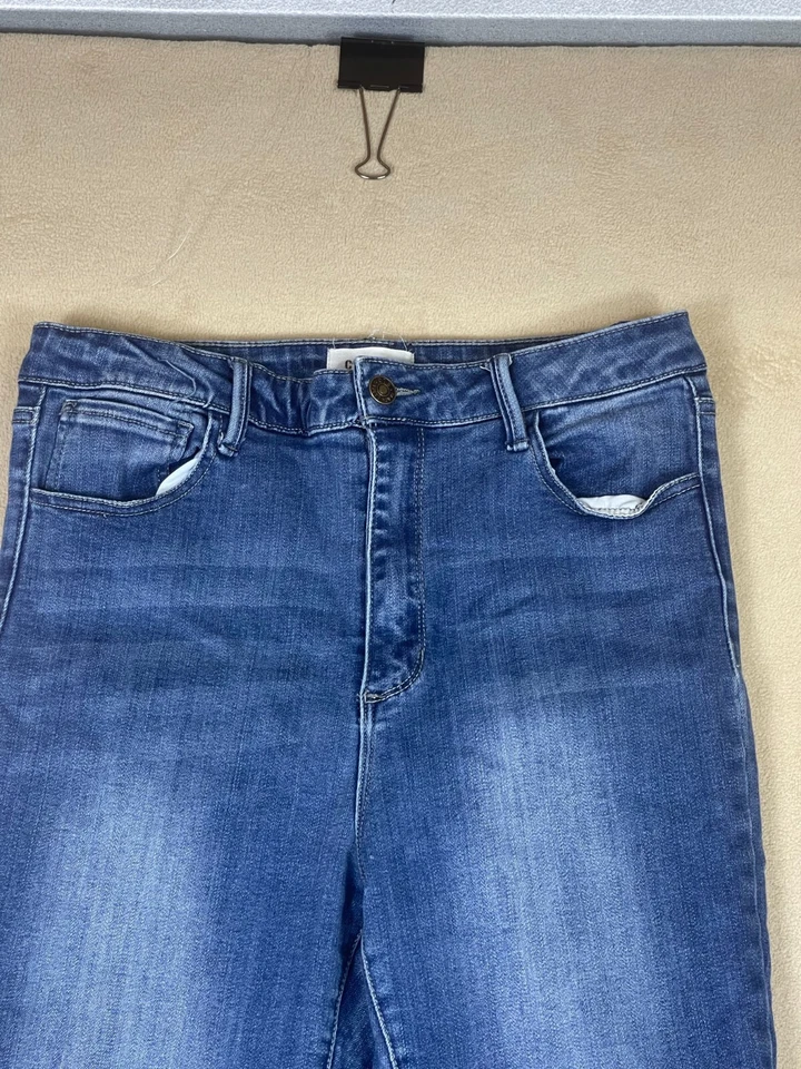 Pantalones de mezclilla C'EST TOI Black Label para mujer 13 tiro alto azules bolsillo elástico Foto 2 de 4