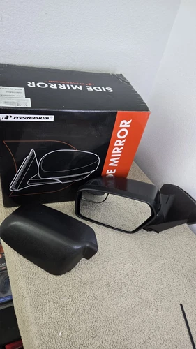 NEW 2011 2012 Ford Fusion  FR 736-74082 Driver Side Mirror