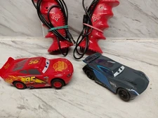   HO DISNEY PIXAR CARS Pair MCQUEEN  Plus 2 Hand Controls,check Pictures 