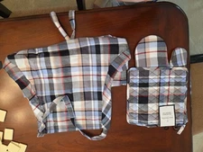 VERA BRADLEY Oven Mitt Pot Holder Apron Perfectly Plaid 100% Cotton New