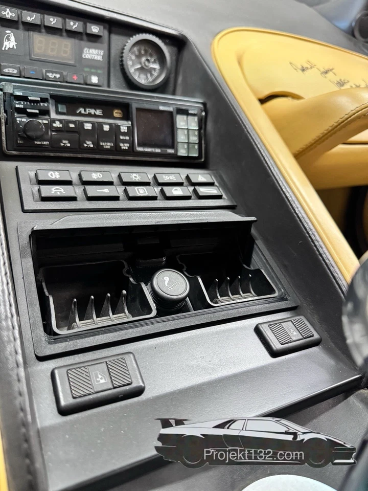 Bandeja de cenizas Lamborghini Diablo - Nueva - Sección inferior con borde Foto 2 de 4