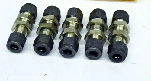 Parker Bulkhead Union Part No. WBZ 10-10-SS  Lot of 175 Pieces  30042ELS