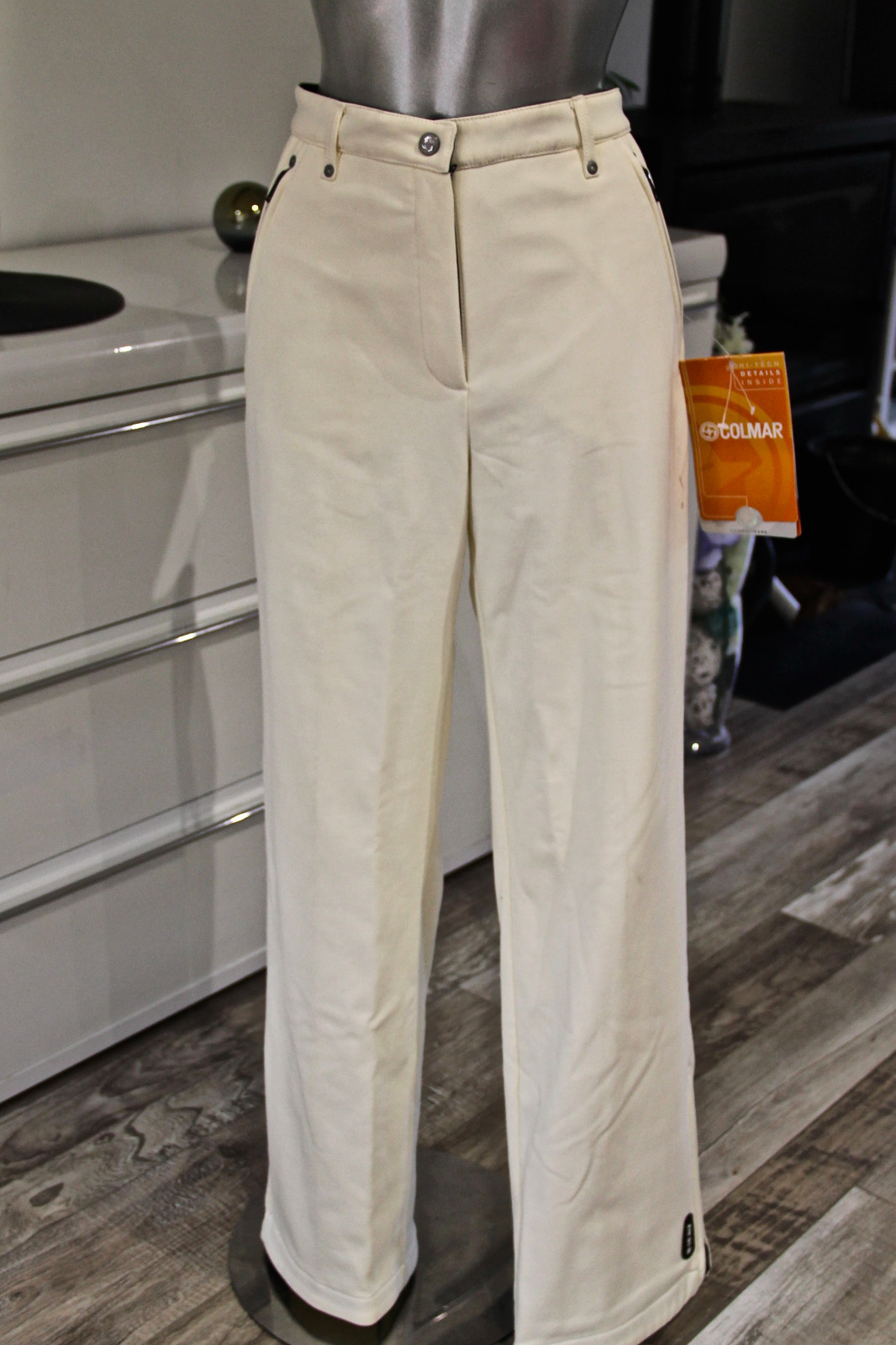 Pantalon ski blanc femme Colmar 42 fr neuf pour rester au sec et au chaud sur les pistes