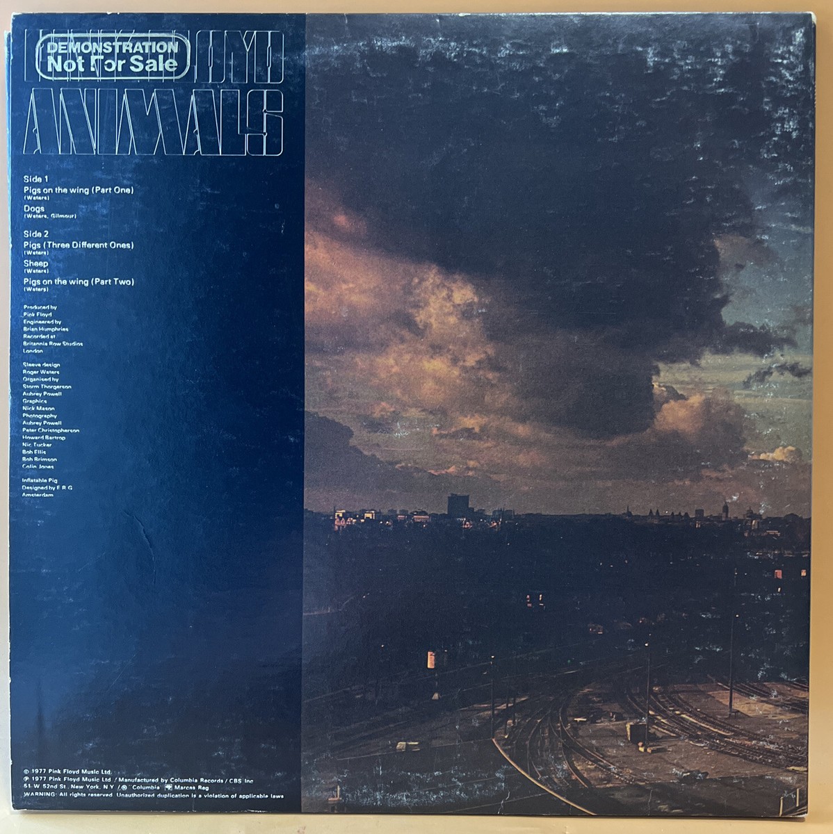 Pink Floyd ~ Animals ~ LP 1977 Columbia ~JC 34474