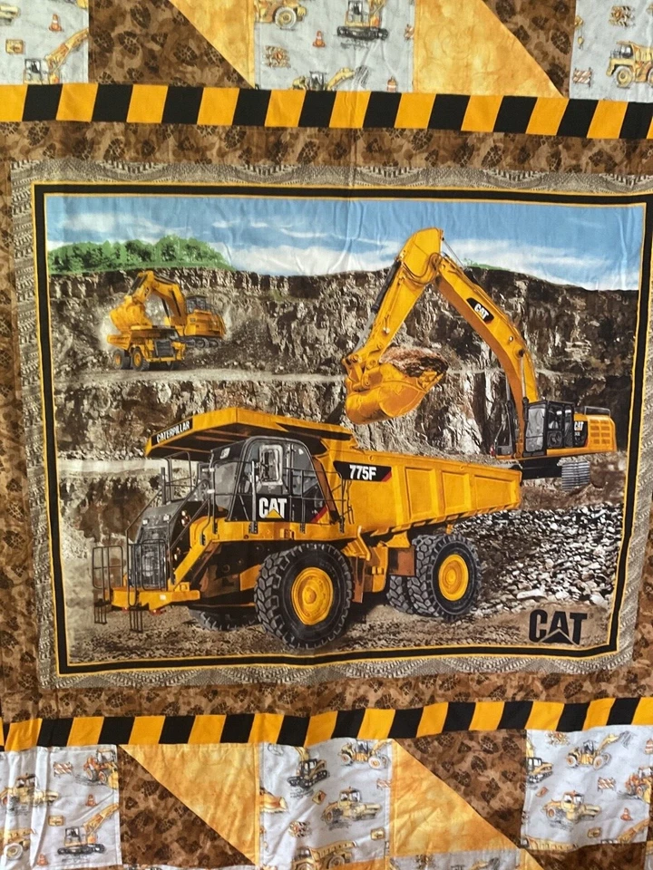 "Colcha CAT equipo pesado 72"" x 82""" Foto 3 de 4