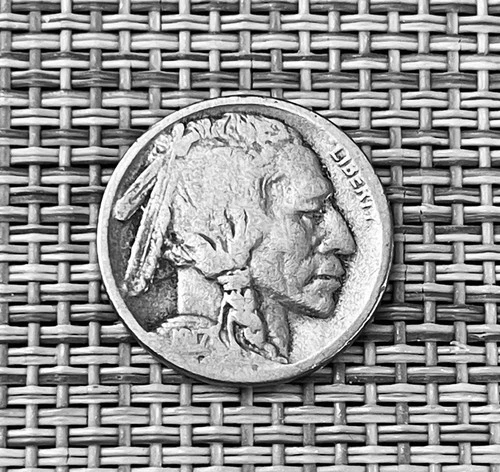 1917 S Buffalo Nickel Good Condition #A18