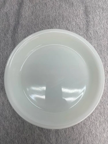 Vintage PYREX #209 23cm White Milk Glass Pie Plate Baking Serving Dish M455
