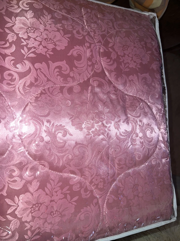 Colcha Loren Jacquard Satinado Queen con 2 Fundas de Almohada De Colección Foto 3 de 4