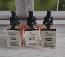 bath and body works pumpkin cupcake wallflowers home fragrance refill x3