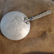 Hammercraft Hand Hammered Aluminum Silent Butler Lidded Crumb Catcher Grapes