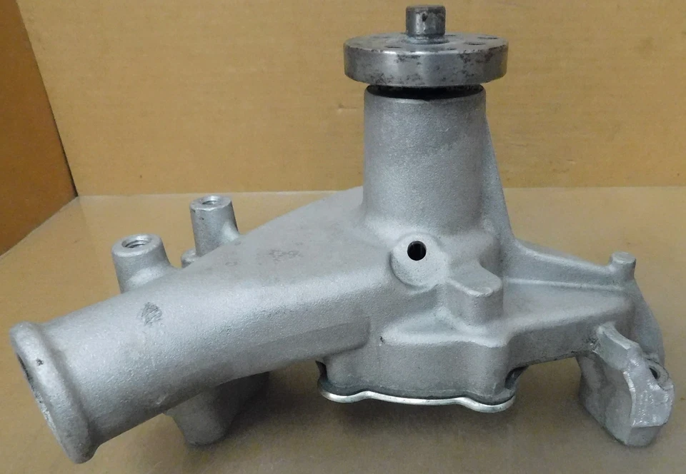 Allstar 31105 SB Chevy Water Pump, Hi-Vol, Aluminum, Long, 5/8" pilot - Image 2 of 3