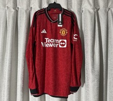 Ultimate Manchester United Collector and Super Fan Gift Guide  42