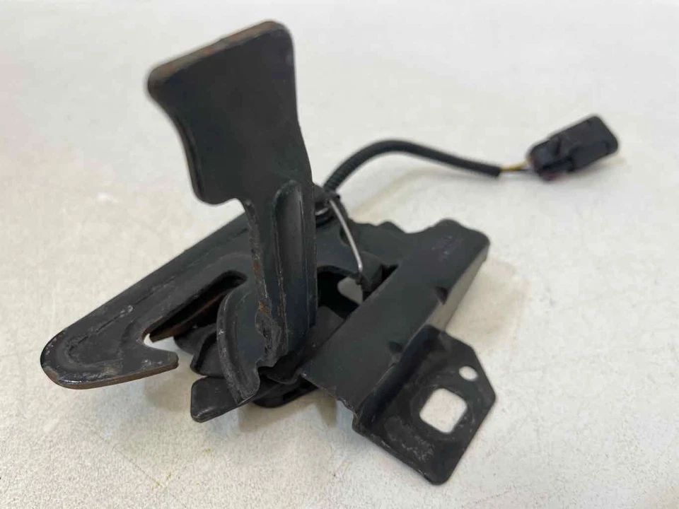 Conjunto de bloqueo de pestillo del capó delantero OEM para Chevrolet Suburban 1500 2007-2014 Foto 2 de 4