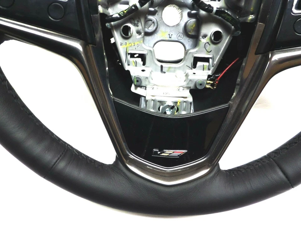 Высокопроизводительное рулевое колесо 2016–2019 Cadillac ATS Sport V VS черное черное дерево - Изображение 3 из 4