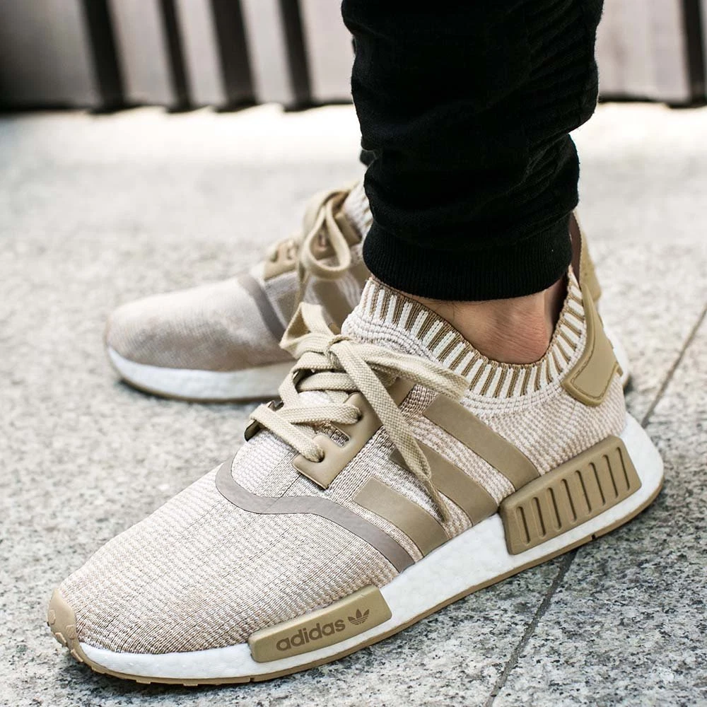 Adidas NMD R1 PK Linen Khaki Size 8. BY1912