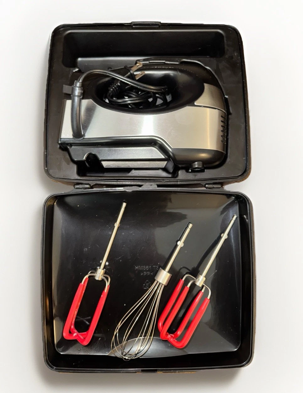 Hamilton Beach 62648 Hand Mixer W/ Case Beaters Whisk 6 Speed Tested
Opens in a new window or tab