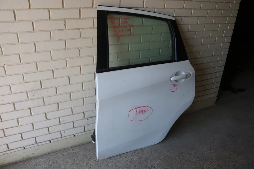 2014 2019 NISSAN VERSA NOTE LEFT SIDE REAR DOOR OEM — 第 2/4 张图片