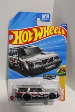 2025 Hot Wheels HW WAGONS 3/5 Volvo 240 Drift Wagon 227/250 (Zamac)