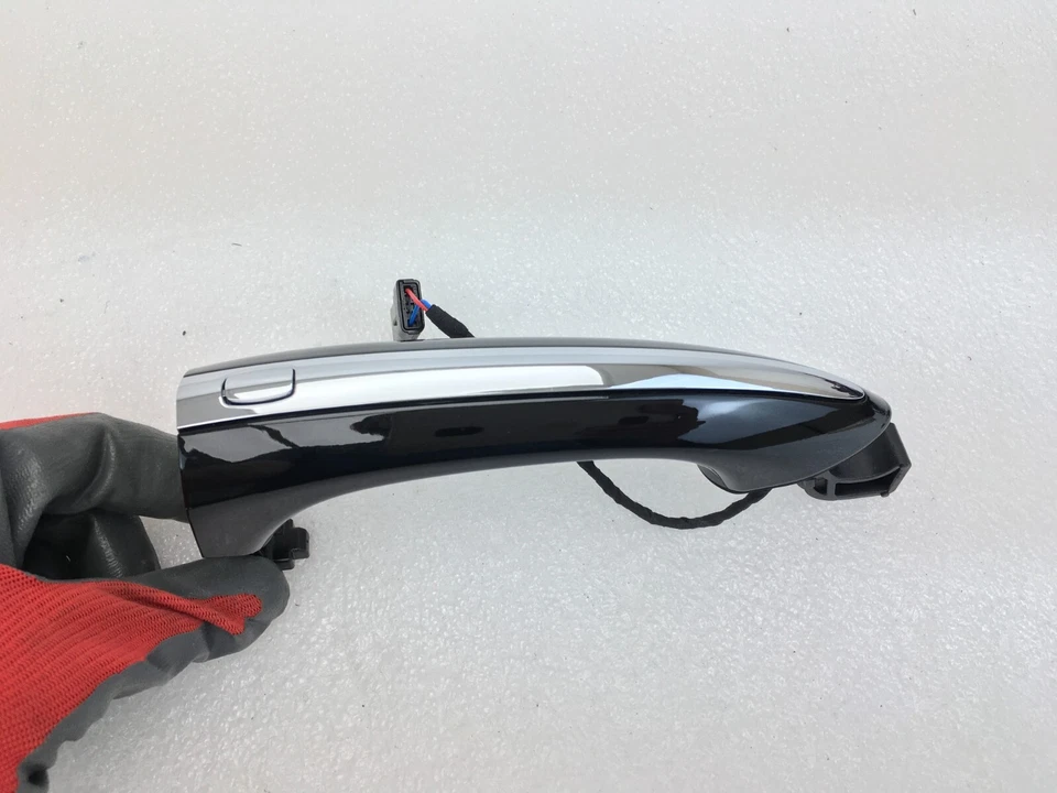 Manija de puerta exterior de ónix negro Buick LaCrosse 2017 18 19 2 pines con cromo WA8555 Foto 2 de 4